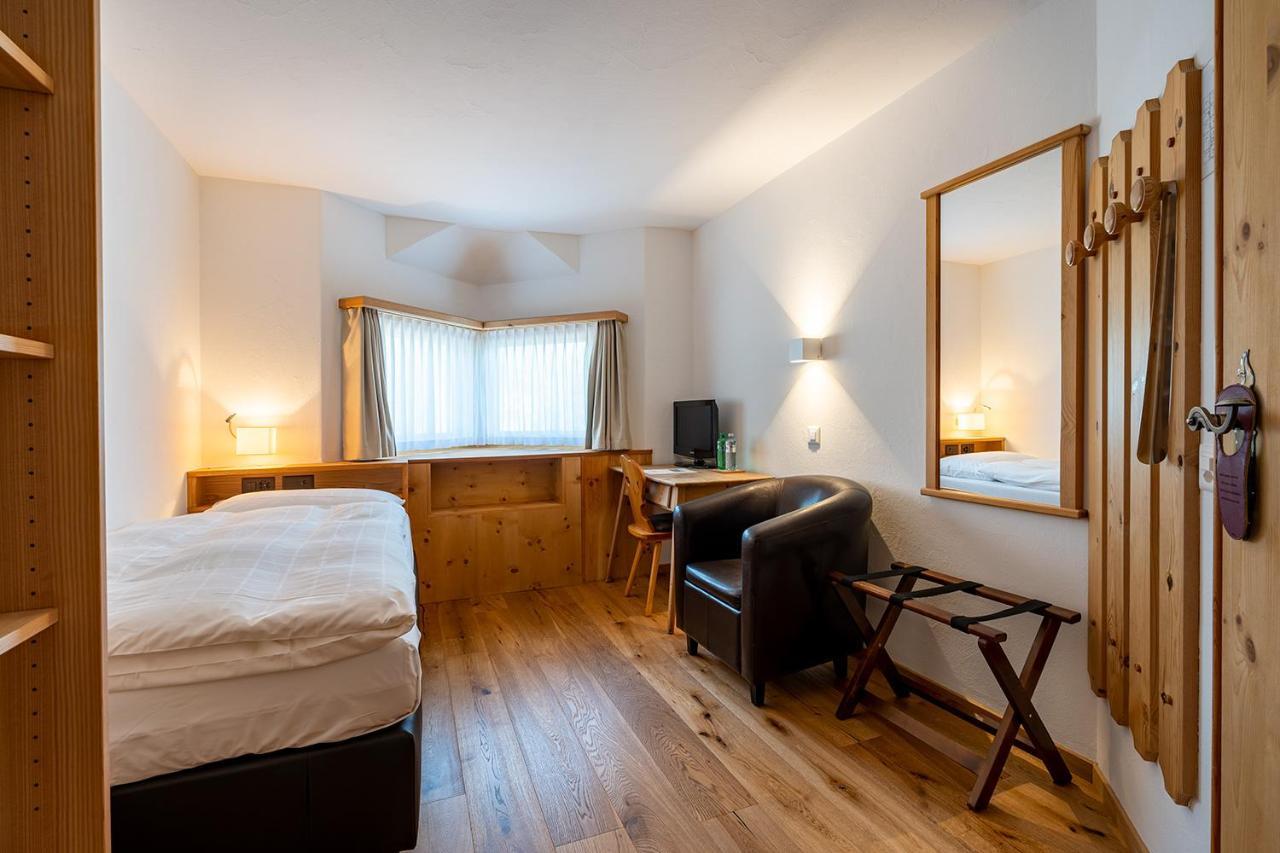 Hotel Saluver Celerina/Schlarigna Екстериор снимка